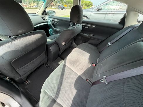 Used 2015 Nissan Altima 2.5 S w/ Power Driver Seat Package FWD image 11