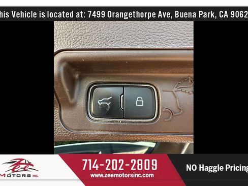 Used 2021 Ford Explorer King Ranch w/ Premium Technology Package image 52