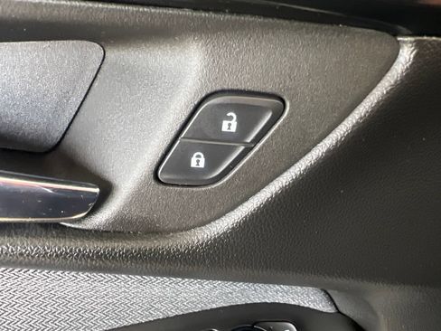 Used 2024 Chevrolet TrailBlazer LT w/ Convenience Package AWD/4WD image 47