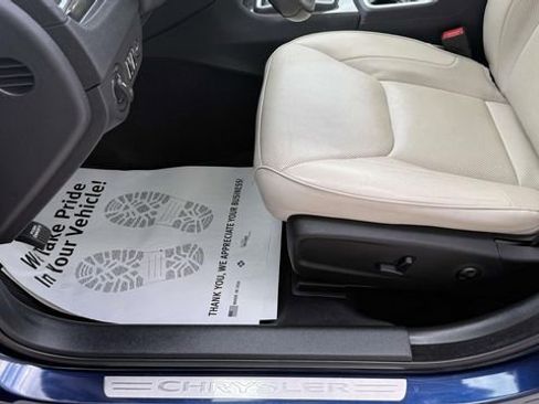 Used 2015 Chrysler 300 C w/ Harman/Kardon Audio Group RWD image 16