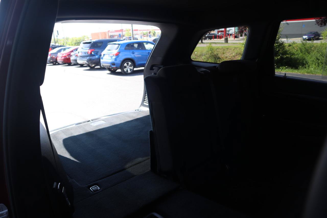 Used 2018 Jeep Grand Cherokee Laredo AWD/4WD image 45
