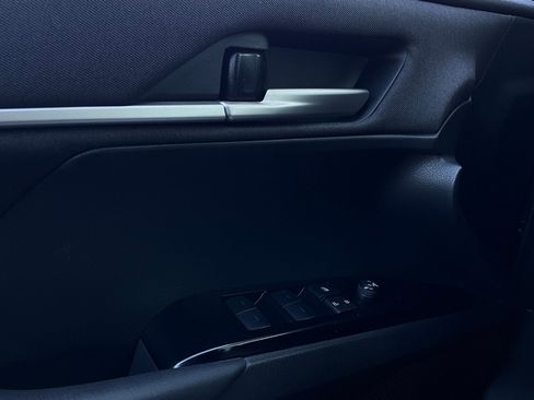 Used 2025 Toyota Camry LE image 20