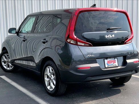 Used 2022 Kia Soul LX w/ Technology Package FWD image 10
