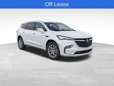 Used 2024 Buick Enclave Premium w/ Experience Buick Package AWD/4WD image 6