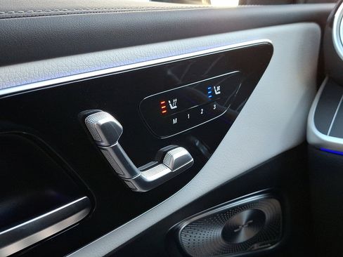 Used 2026 Mercedes-Benz GLC 300 4MATIC image 20