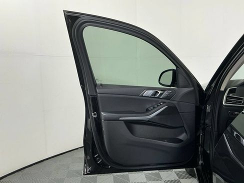 Used 2022 BMW X7 xDrive40i AWD/4WD image 15