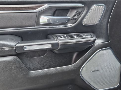 Used 2025 RAM 1500 Laramie AWD/4WD image 19