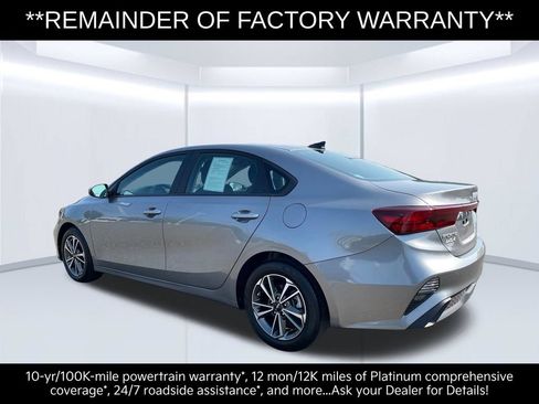 Certified 2023 Kia Forte LXS FWD image 4