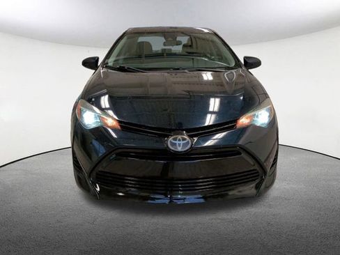 Used 2018 Toyota Corolla LE image 16