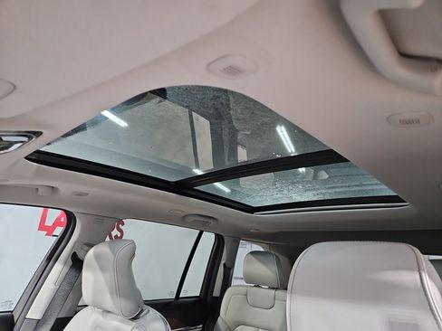 Used 2022 Jeep Grand Cherokee Summit AWD/4WD image 22
