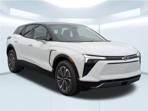 New 2026 Chevrolet Blazer EV LT w/ LPO, All-Weather Mat Package image 9