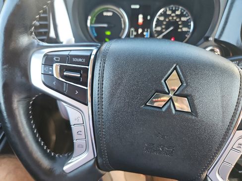 Used 2018 Mitsubishi Outlander GT image 28