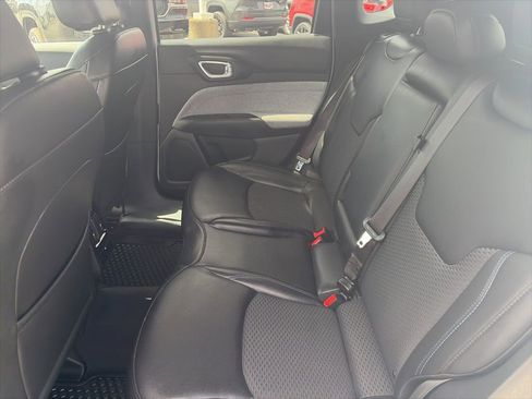 Used 2023 Jeep Compass Latitude w/ Convenience Group image 3