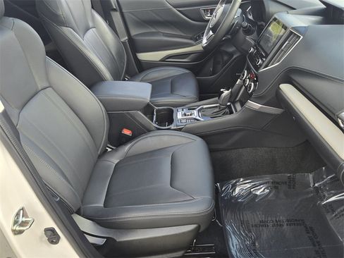 Used 2023 Subaru Forester Limited image 18
