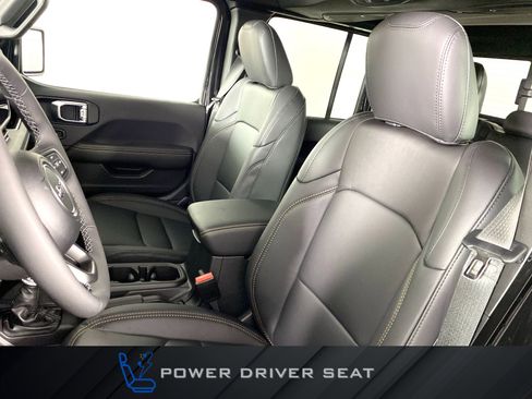 New 2026 Jeep Gladiator Mojave AWD/4WD image 13