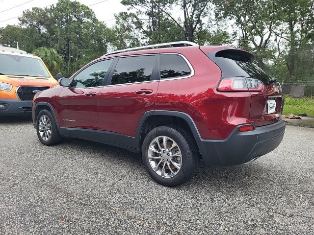 Used 2021 Jeep Cherokee Latitude Lux w/ Comfort/Convenience Group FWD image 3