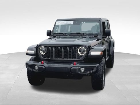 Used 2024 Jeep Wrangler Unlimited Rubicon w/ Technology Group AWD/4WD image 3