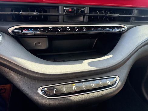 Used 2024 FIAT 500 e (RED) image 21