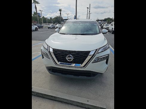 Used 2021 Nissan Rogue SV w/ Premium Package FWD image 46