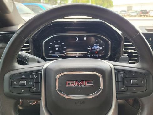 Used 2022 GMC Sierra 1500 SLT w/ SLT Convenience Package AWD/4WD image 29