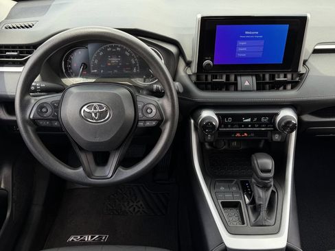 Used 2024 Toyota RAV4 XLE w/ Convenience Package FWD image 12