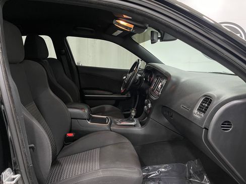 Used 2019 Dodge Charger R/T RWD image 30