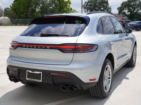 Used 2023 Porsche Macan AWD/4WD image 9