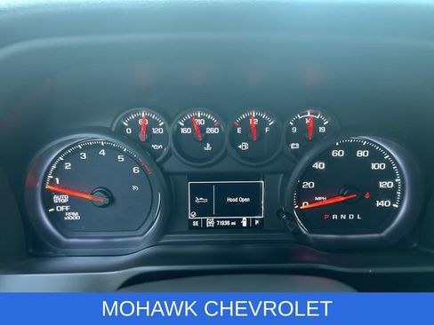 Certified 2022 Chevrolet Silverado 1500 Custom Trail Boss AWD/4WD image 12