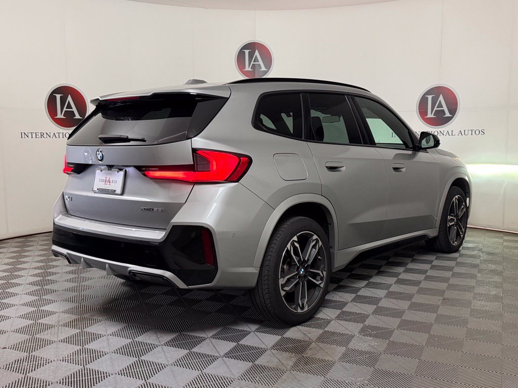Used 2023 BMW X1 xDrive28i w/ M Sport Package AWD/4WD image 8