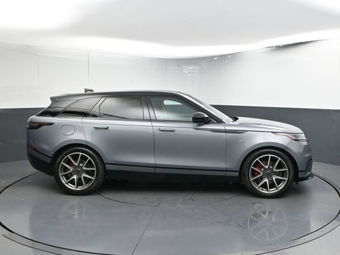 New 2025 Land Rover Range Rover Velar Dynamic SE image 24