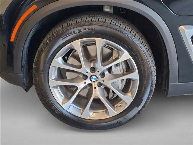 Used 2026 BMW X5 xDrive50e AWD/4WD image 24