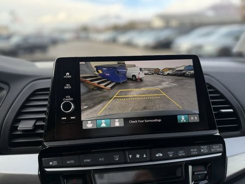 Used 2025 Honda Odyssey EX-L image 37