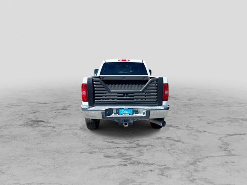Used 2014 Chevrolet Silverado 2500 LT w/ Interior Plus Package AWD/4WD image 6
