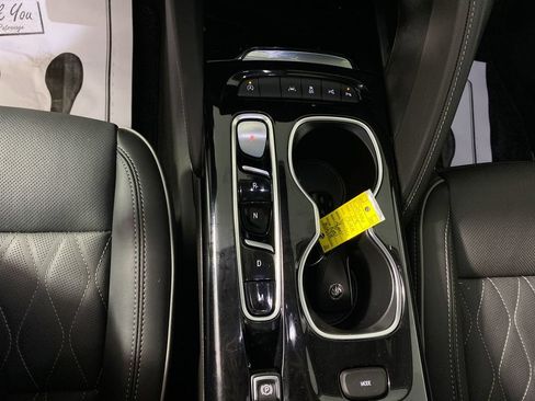 Certified 2023 Buick Envision Avenir FWD image 19