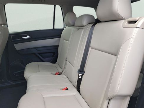 Used 2018 Volkswagen Atlas SEL FWD image 11