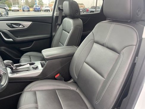 Certified 2024 Chevrolet Blazer LT w/ LPO, Floor Liner Package image 8