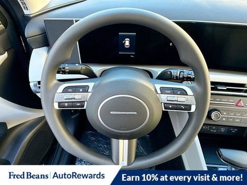 New 2026 Hyundai Tucson SE image 12