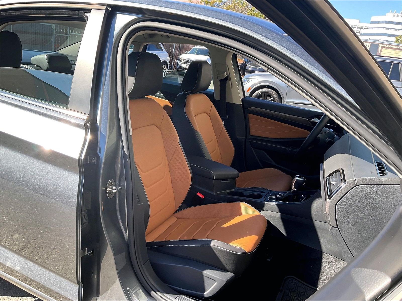 Certified 2023 Volkswagen Jetta SEL FWD image 6