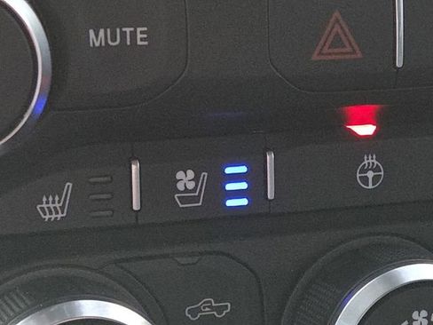 Used 2022 RAM 2500 Laramie image 5