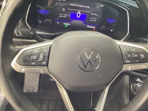 Used 2023 Volkswagen Jetta SE w/ Panoramic Sunroof Package FWD image 19