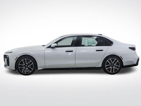 New 2026 BMW 740i xDrive w/ Premium Package AWD/4WD image 2