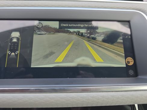 Used 2023 Land Rover Range Rover Evoque S image 23