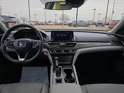 Used 2019 Honda Accord LX image 12
