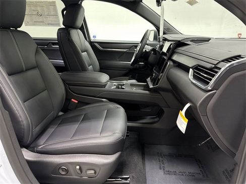 New 2026 GMC Acadia Elevation w/ Black Edition image 21