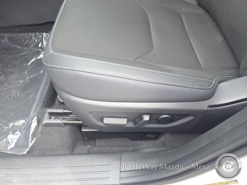 New 2026 MAZDA CX-5 Preferred image 15