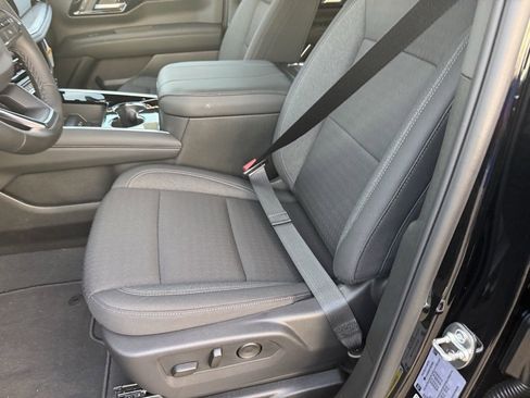 New 2026 Chevrolet Tahoe LS image 21