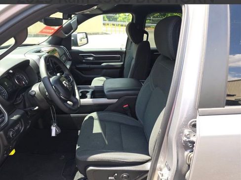 Used 2025 RAM 1500 Big Horn AWD/4WD image 13