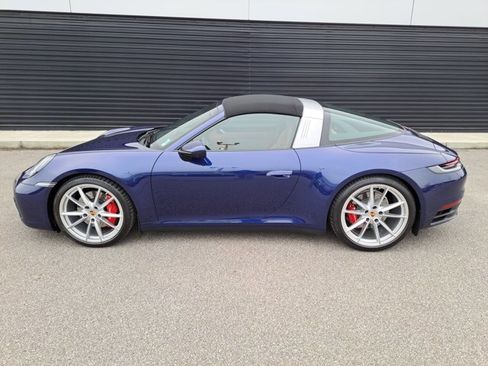 Certified 2024 Porsche 911 Targa 4S image 2