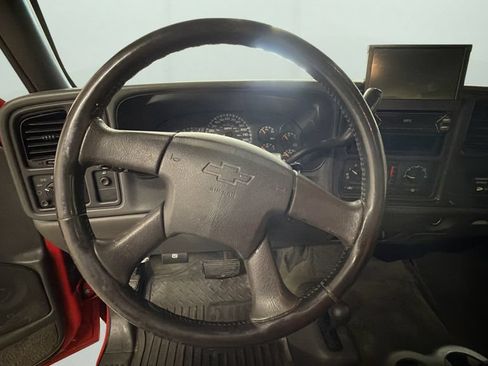 Used 2004 Chevrolet Silverado 1500 LS AWD/4WD image 12