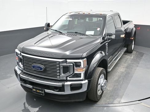 Used 2022 Ford F450 Lariat w/ FX4 Off-Road Package image 16